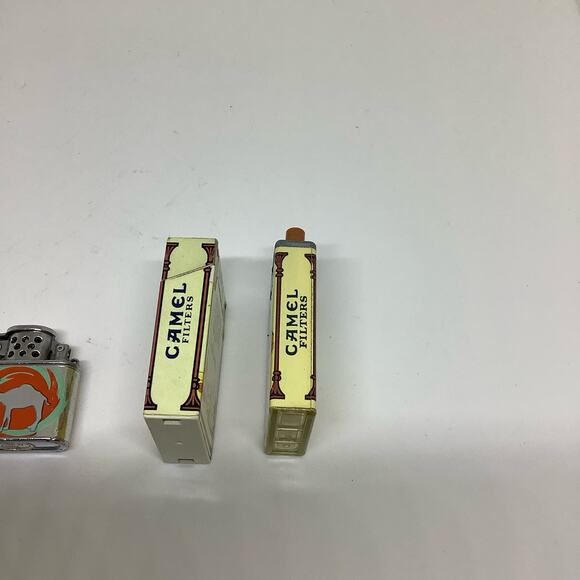 Vintage camel lighter lot - Picture 4 of 6